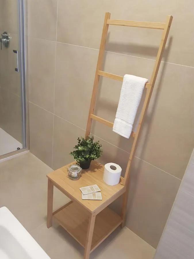 Bed & Breakfast Casa Vacanze Brezza Di Gaffe Torre di Gaffe Italy