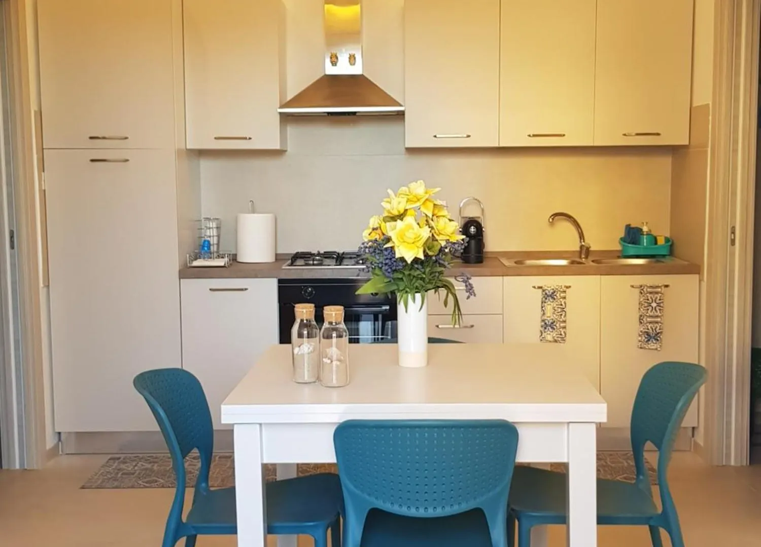Bed & Breakfast Casa Vacanze Brezza Di Gaffe Torre di Gaffe Italy