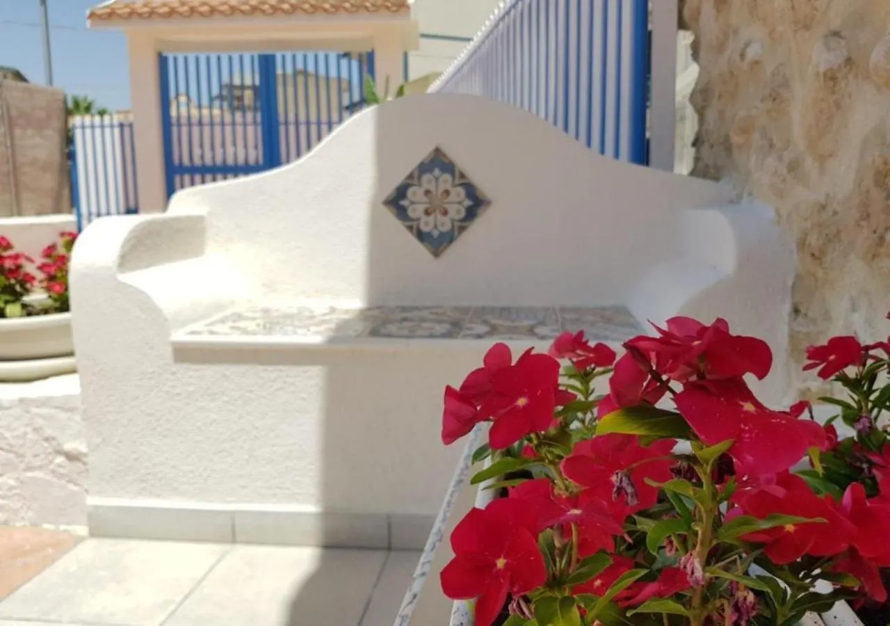 Casa Vacanze Brezza Di Gaffe Torre di Gaffe Bed & Breakfast